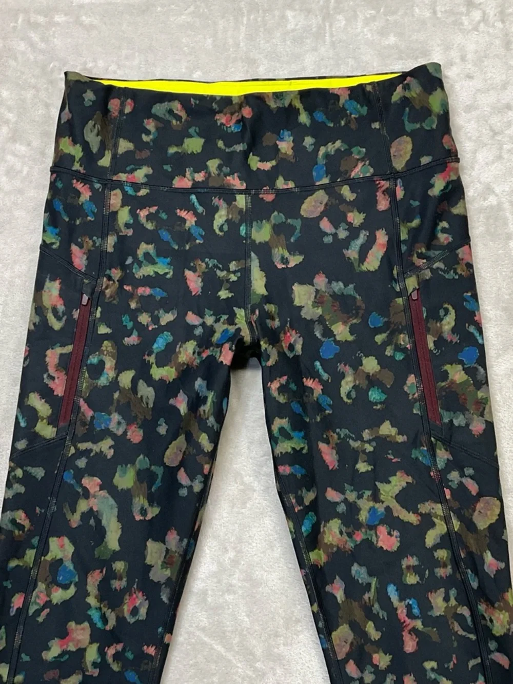 Athleta Rainier Leopard High Rise Tight Womens L - 29” Inseam - Picture 4 of 10